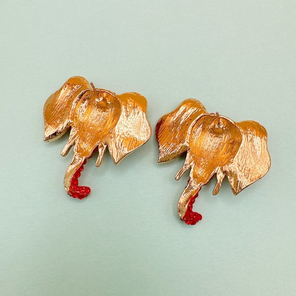 Red Elephant Head Earring - Picture 3 of 5